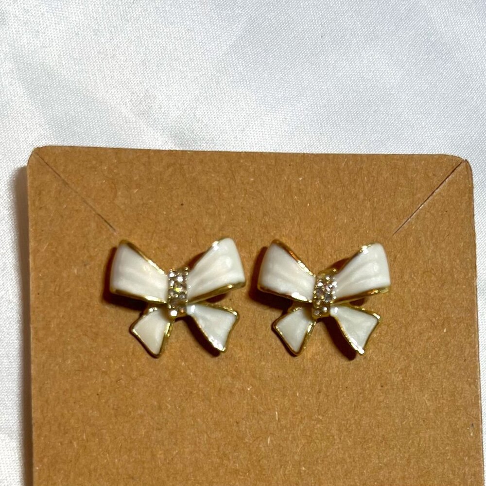 Bow Tie Stud Earrings in White with Gold